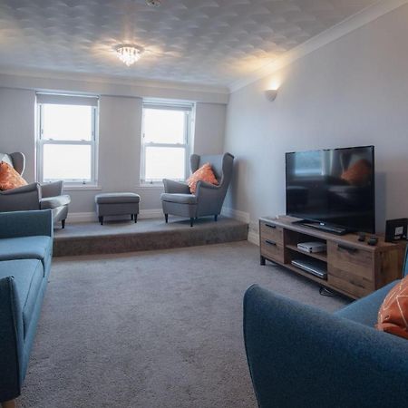 North Beach Heights - 2 Bedroom Penthouse - Tenby Kültér fotó