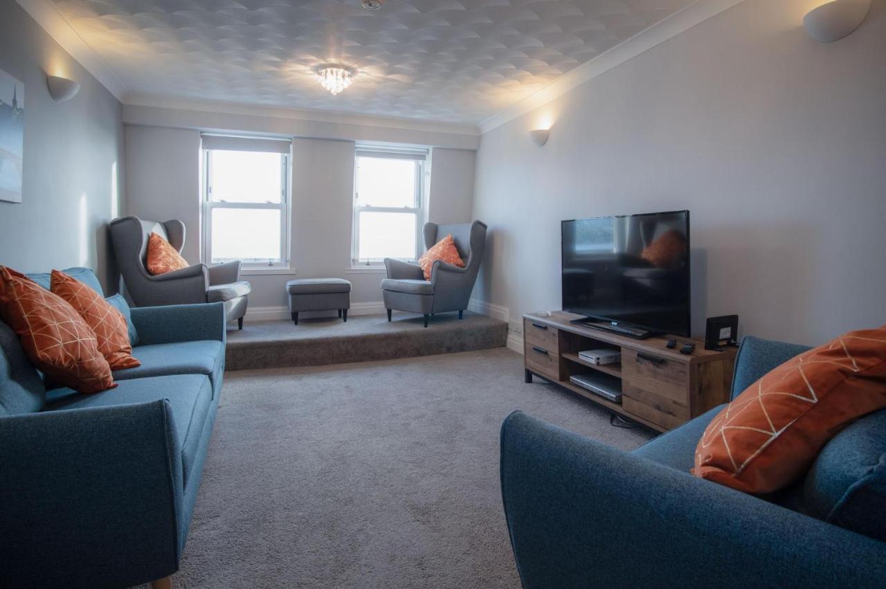 North Beach Heights - 2 Bedroom Penthouse - Tenby Kültér fotó