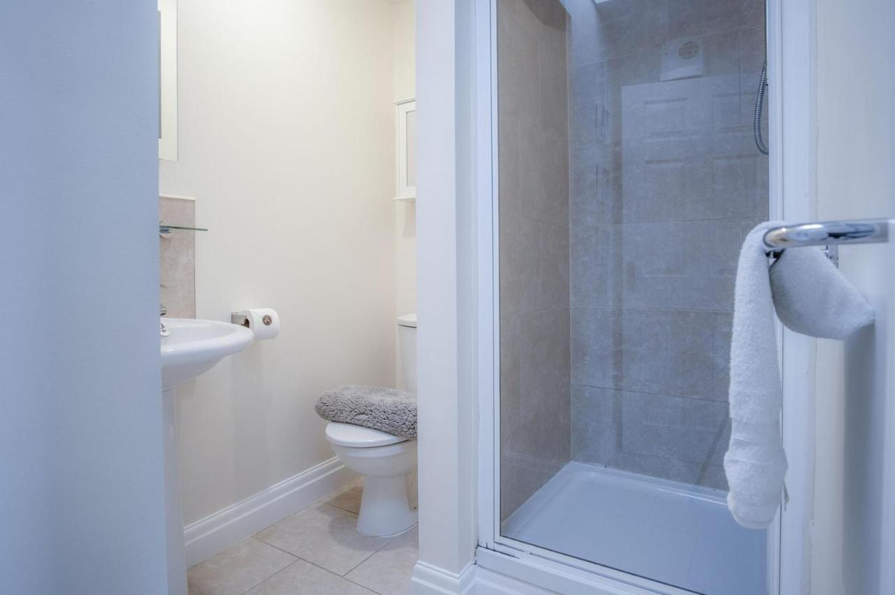 North Beach Heights - 2 Bedroom Penthouse - Tenby Kültér fotó